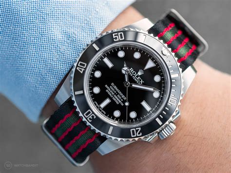 submariner with nato strap.